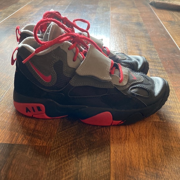 Nike Shoes Nike Air Boys Shoes Size 55y Poshmark